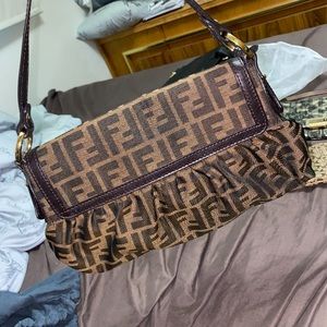 AUTHENTIC FENDI PURSE VINTAGE USED ONCE